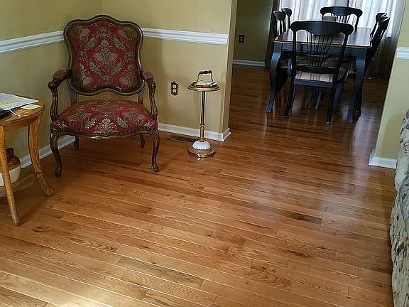2nd image of 30 Thomas Dr