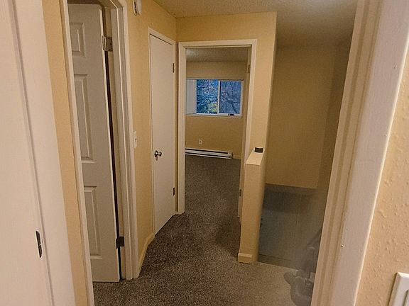 3rd image of 236 Pearl St APT 10