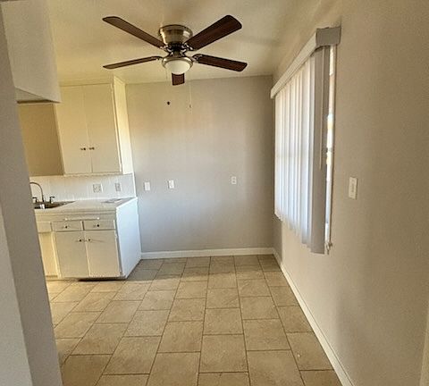 5th image of 1136 W Broadway St #5