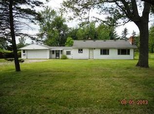 9648 East Rd, Burt, MI 48417
