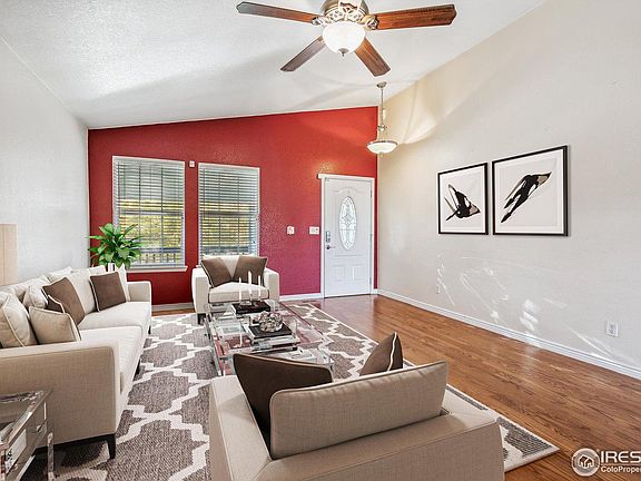 4th image of 1007 Oriole Cir
