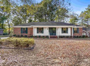 511 Ridgewood Dr, Daphne, AL 36526
