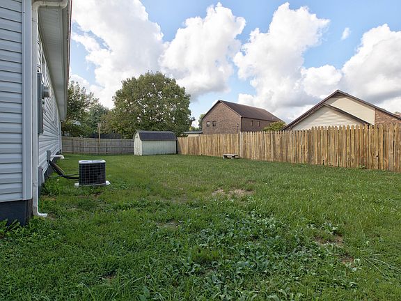 5th image of 106 Deblynn Ct