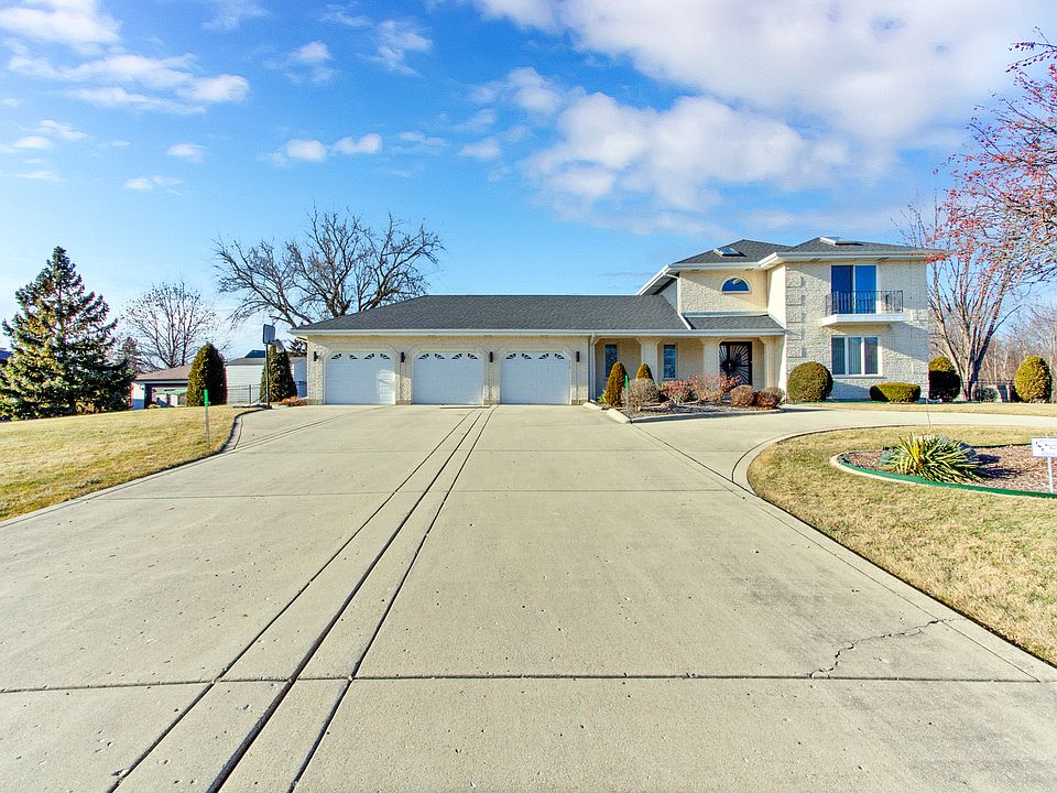 1st image of 198 Canvasback Ln