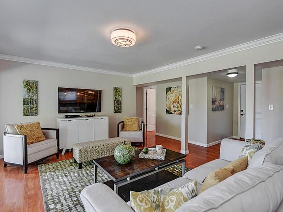 5th image of 3736 Ross Ave