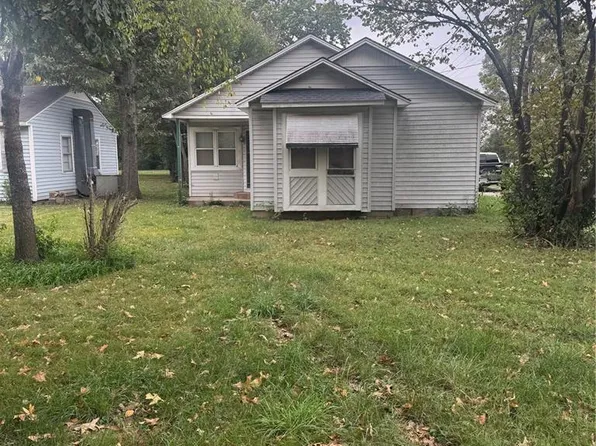 107 Legion St, Kennett, MO 63857