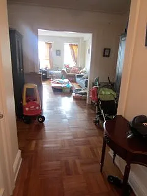 Rented by City Connections Realty | media 18