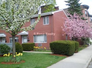 23 Vernon St, Brookline, MA 02446