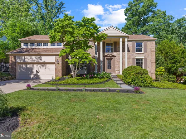 10814 Hob Nail Ct, Potomac, MD 20854