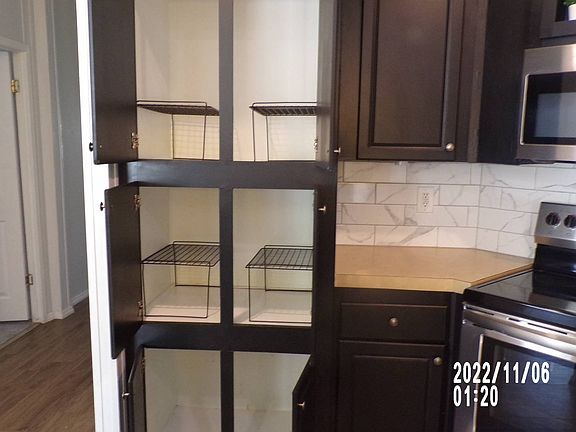 4th image of 9039 Elliot Dr #245