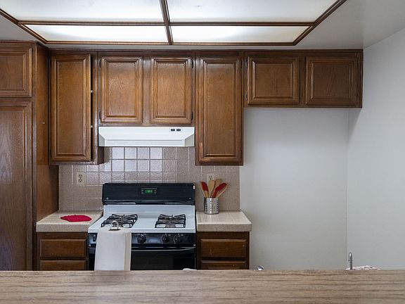 4th image of 1410 Barrington Way #Ba112a