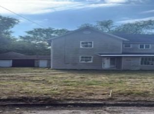 304 W Vine St, Piper City, IL 60959