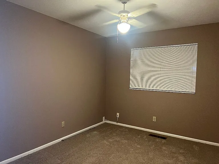 2261 Tangerine St — Photo 15