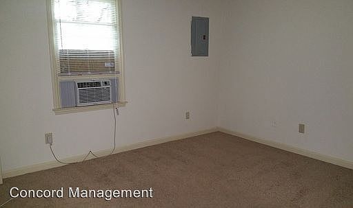 5th image of 603 Oxford St