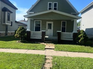 717 G Ave NW, Cedar Rapids, IA 52405