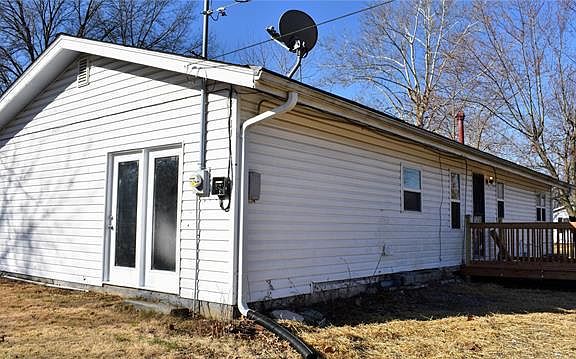 4th image of 2601 Pine St