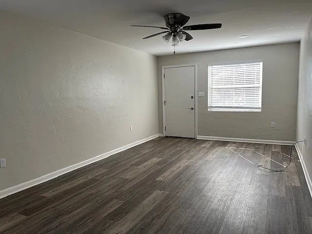 2 bed, 900 sqft, $1,250 — Photo 4