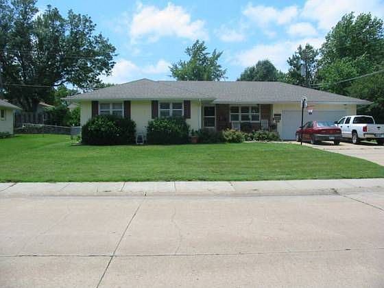 1st image of 436 Camden Dr