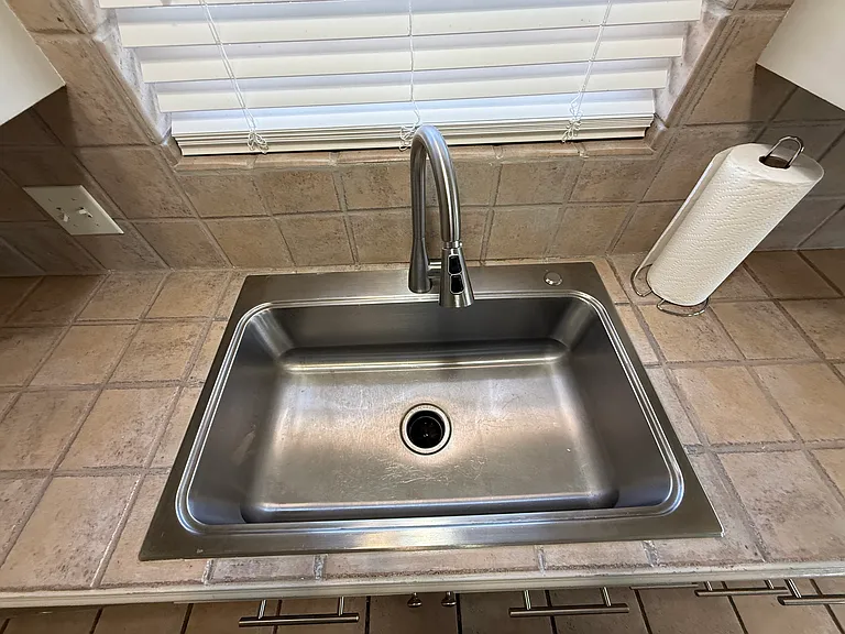 Stainless steel tub sink