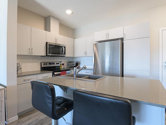 4th image of 1818 Rutherford Rd SW #449