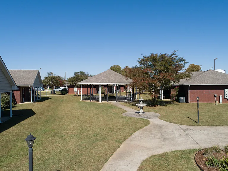 17962 Arrowhead Cir — Photo 24