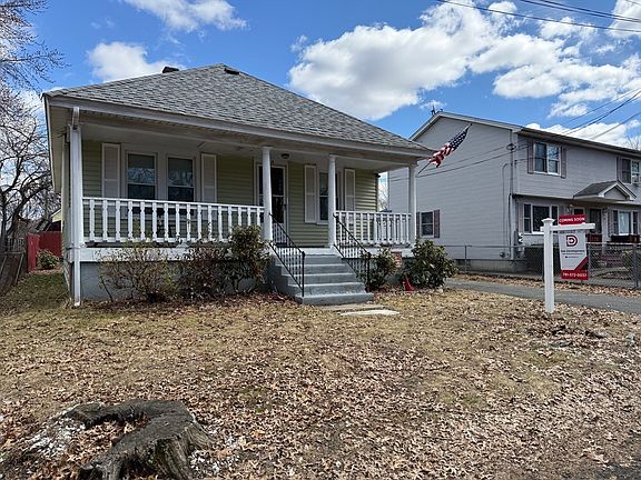 2nd image of 145 Moxon St