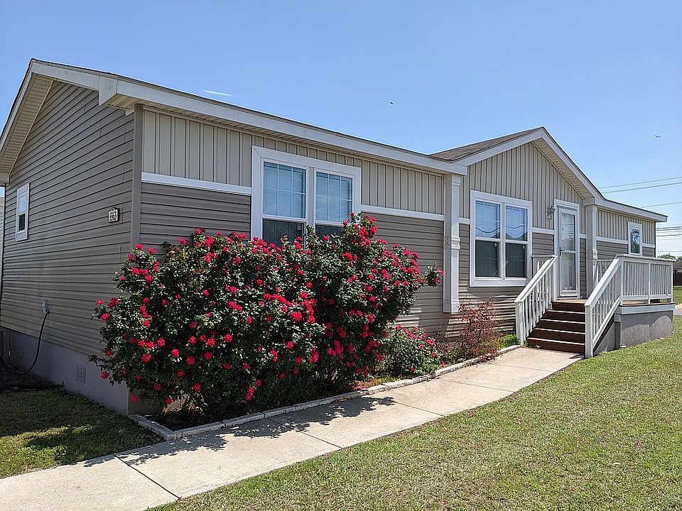 1st image of 5563 El Molino Cir