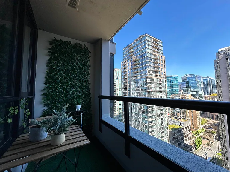 909 Mainland St #2310 — Photo 8