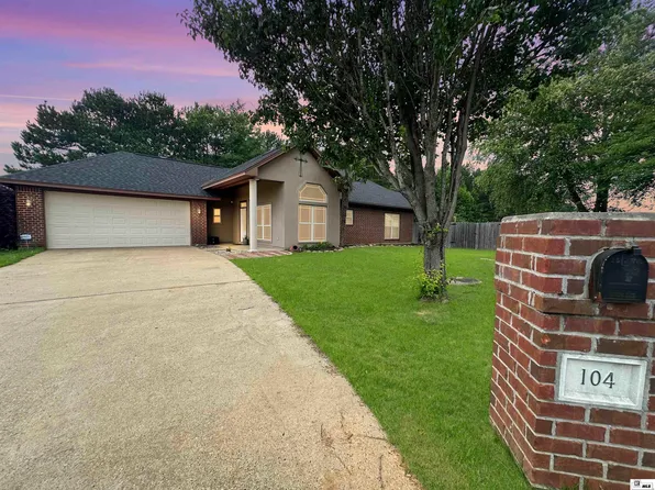 104 Curry Creek Ct, Calhoun, LA 71225