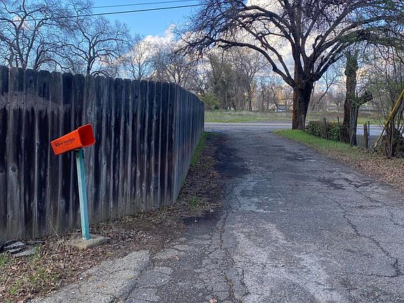 5th image of 2511 Radio Ln