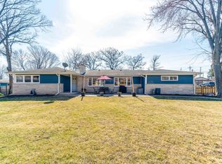 34049 N Hickory Ave, Grayslake, IL 60030