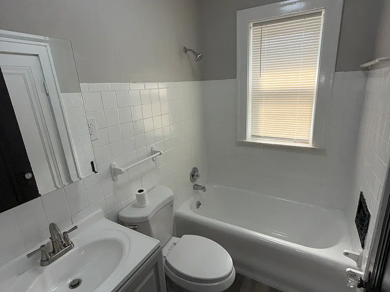 5944 Drury Ln — Photo 7