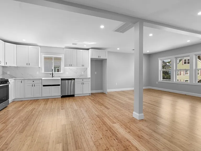 69 Cutler St #B — Photo 2