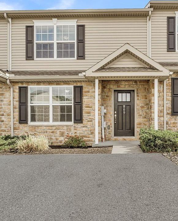 1st image of 869 Gregs Dr