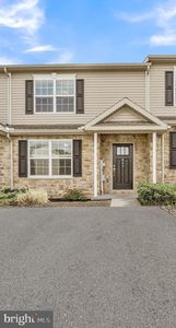 869 Gregs Dr, Harrisburg, PA, 17111