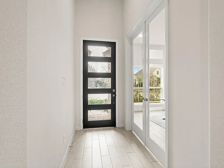 142 Amaranth Way — Photo 4