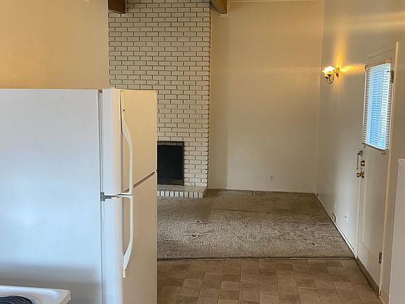 3rd image of 2147 Williams St