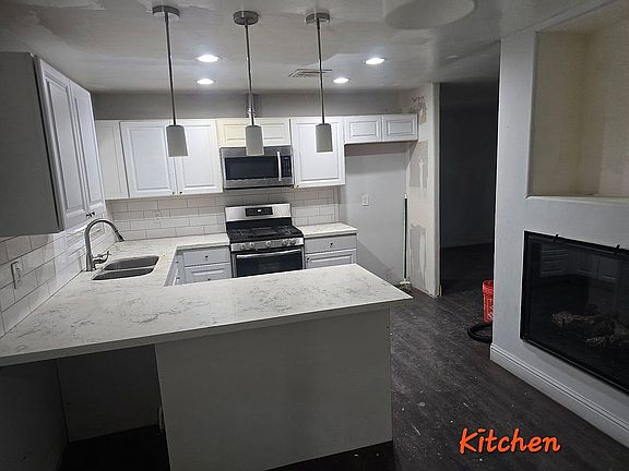 3rd image of 125 Cedarwood Ln