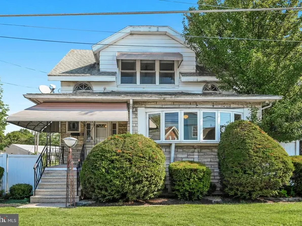 635 Altamont Blvd, Frackville, PA 17931