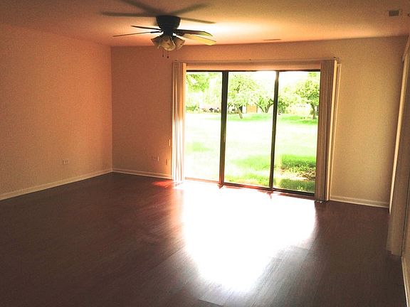 5th image of 980 W Countryside Dr #119
