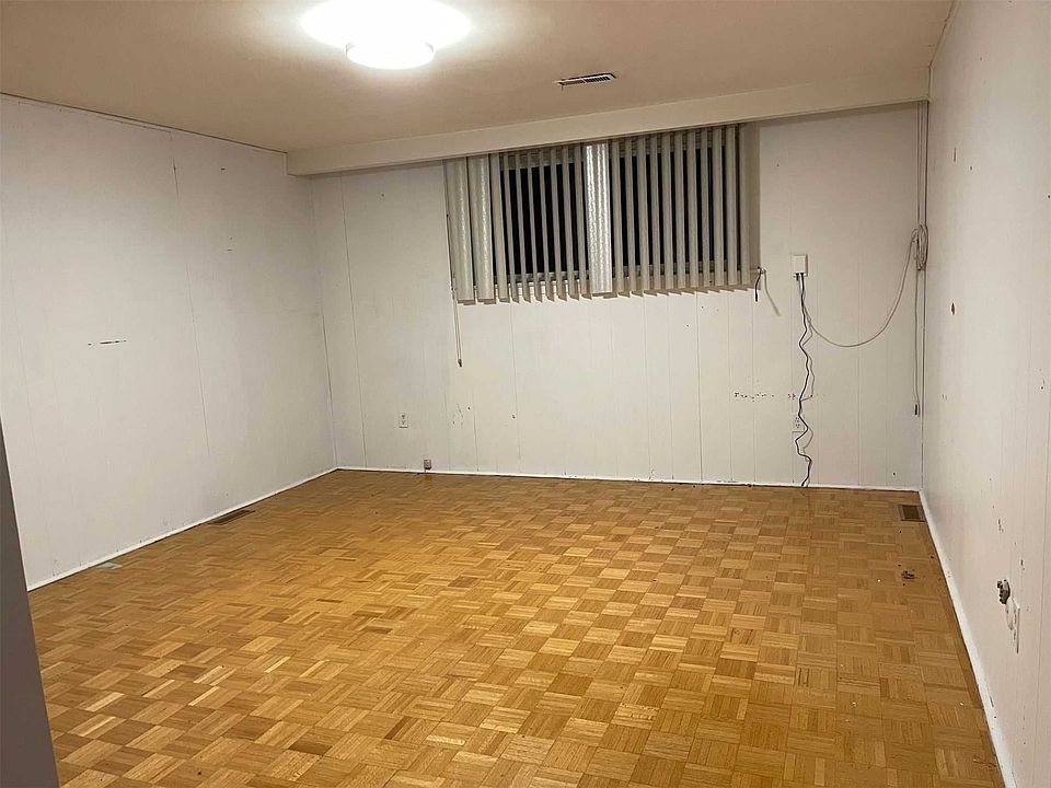 2nd image of 60 Dorsey Dr