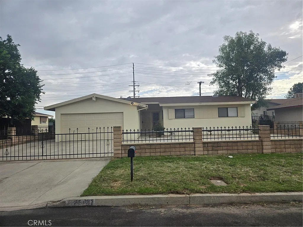 3 bed, 1070 sqft, $2,600 — Photo 1