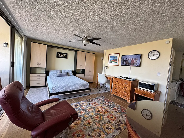 2092 Kuhio Ave #1901 — Photo 7