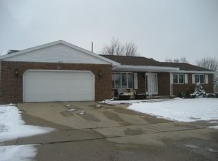 3423 Fairway Dr, Bay City, MI