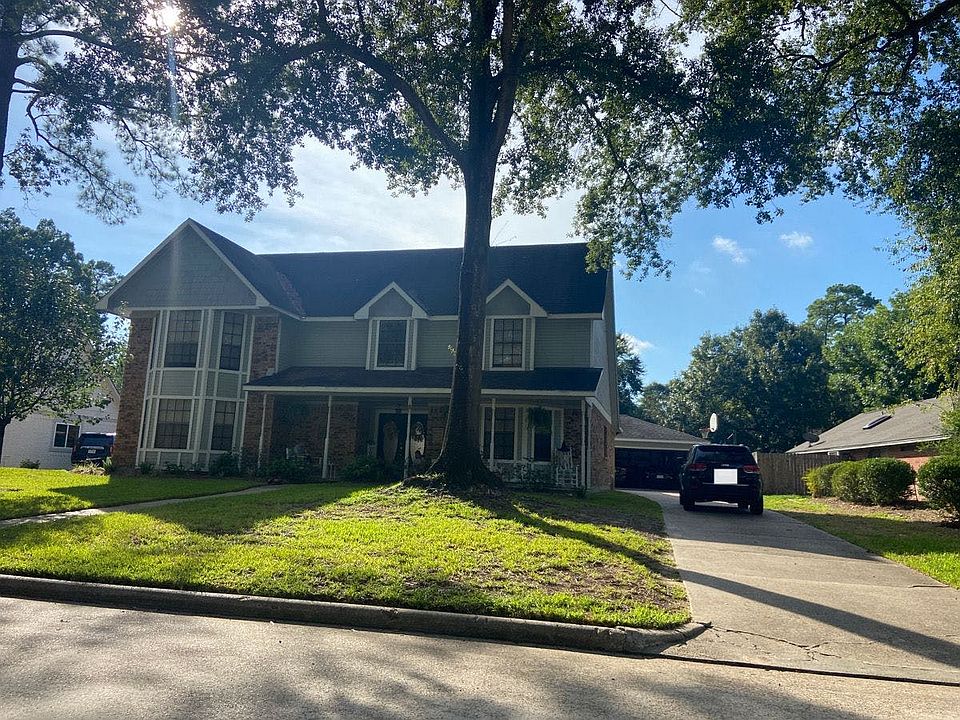 1st image of 2414 Brookdale Dr