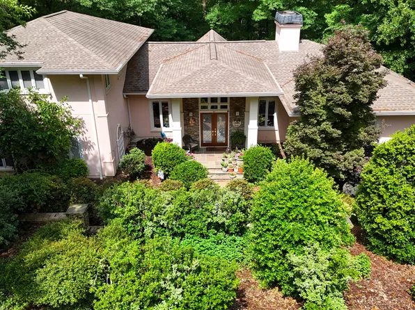 103 Canterbury Ct, Lagrange, GA 30241
