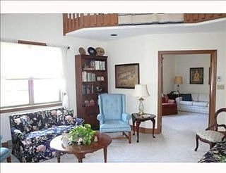 2nd image of 20 Cheshire Meadows Ln