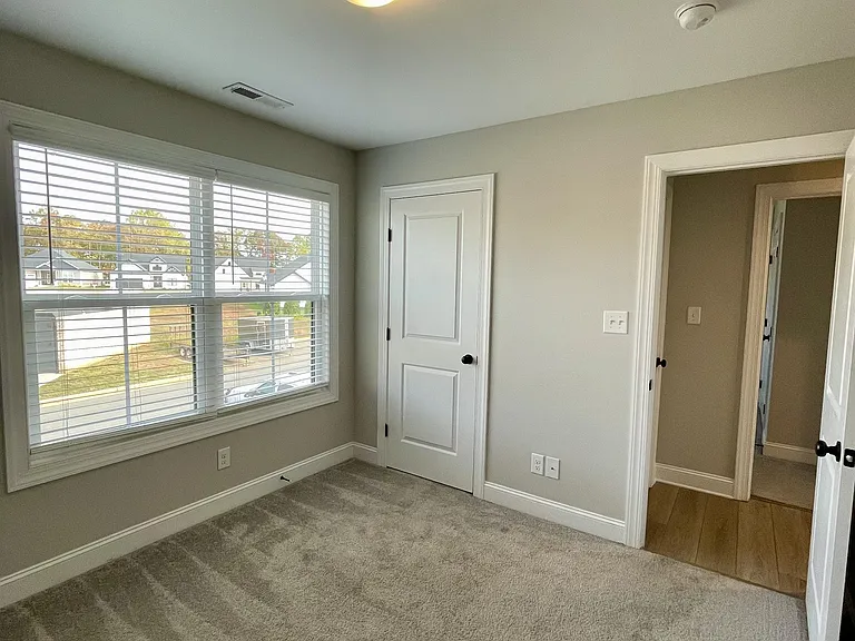 1005 Ridgestone Ct #1 — Photo 37