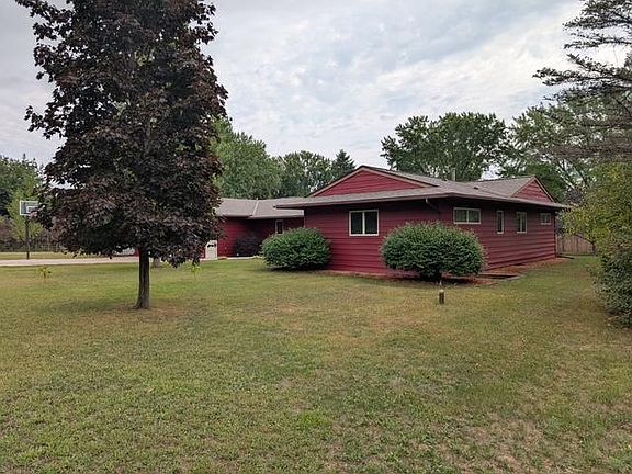 3rd image of 2802 Island View Dr
