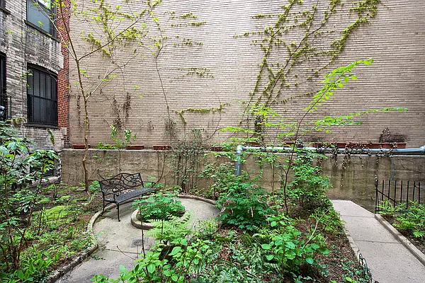 Sold by Corcoran | media 13